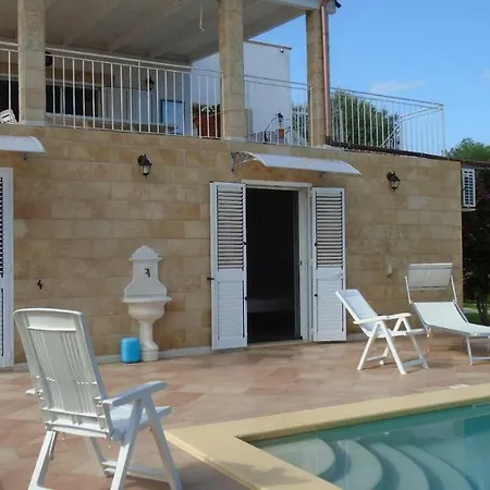 וילה Poggio Ulivi E Mare קרוביניו