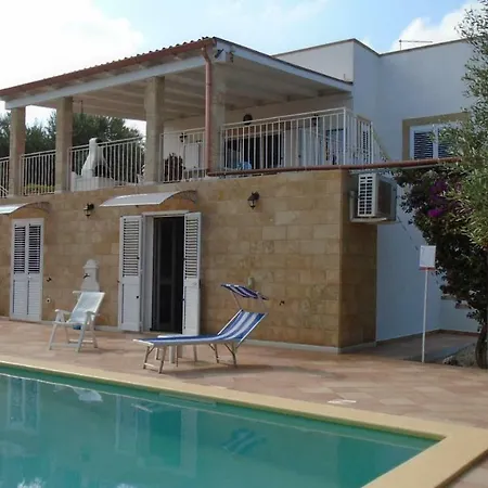 Poggio Ulivi E Mare * קרוביניו